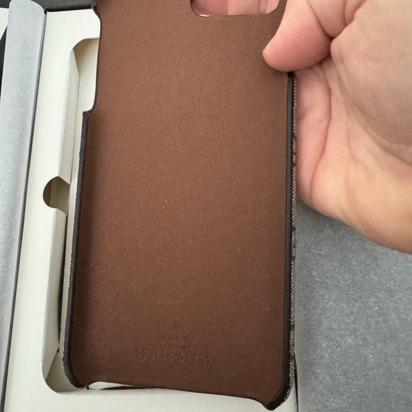New in Box Gucci The Ophidia case for Iphone 8 plus tan brown - Picture 4 of 8